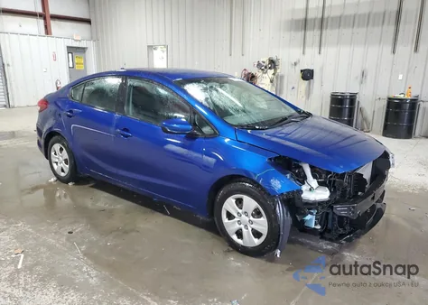 2017 Kia Forte Lx z USA, uszkodzony, nr VIN 3KPFK4A76HE090085